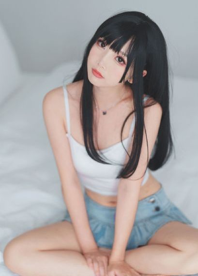 无尽裸体触手视频