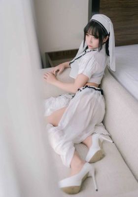 皇后娘娘来打工1-100集免费观看
